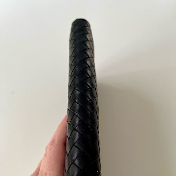 Bottega Veneta Braided Leather Wallet - Project - Picture 3 of 14